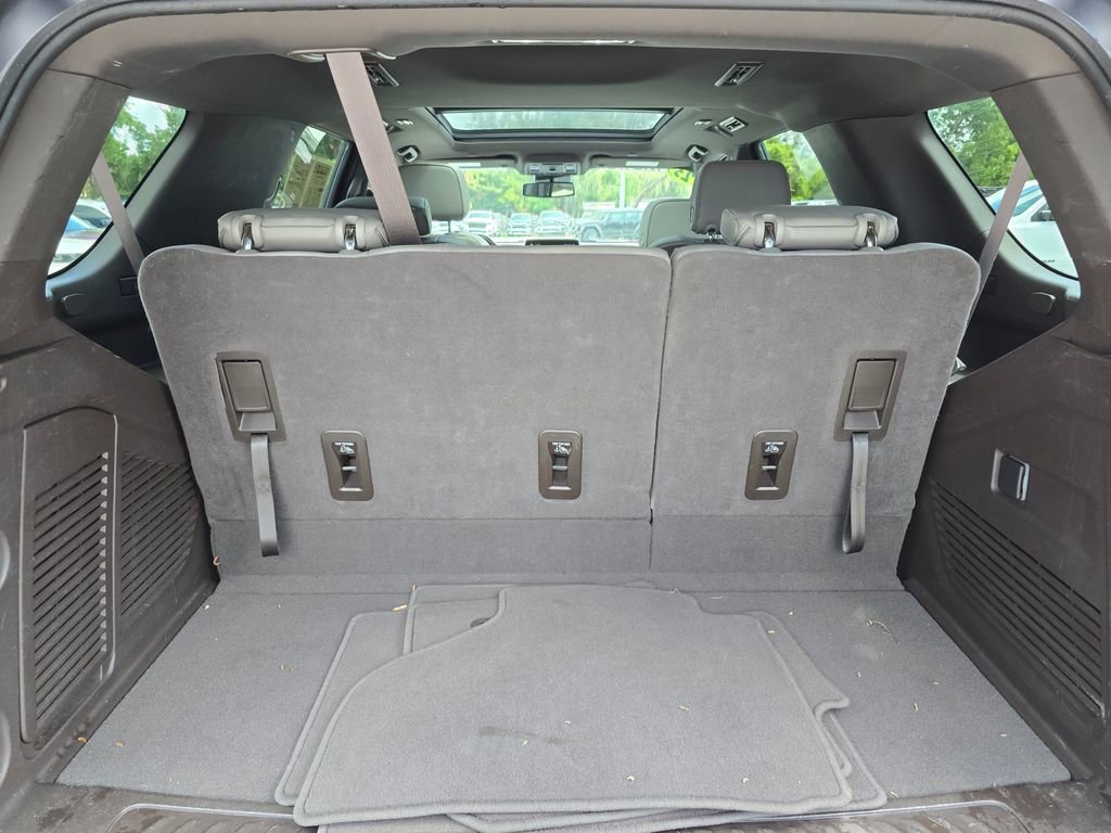 Used 2023 GMC Yukon SLT w/ Max Trailering Package AWD/4WD image 38