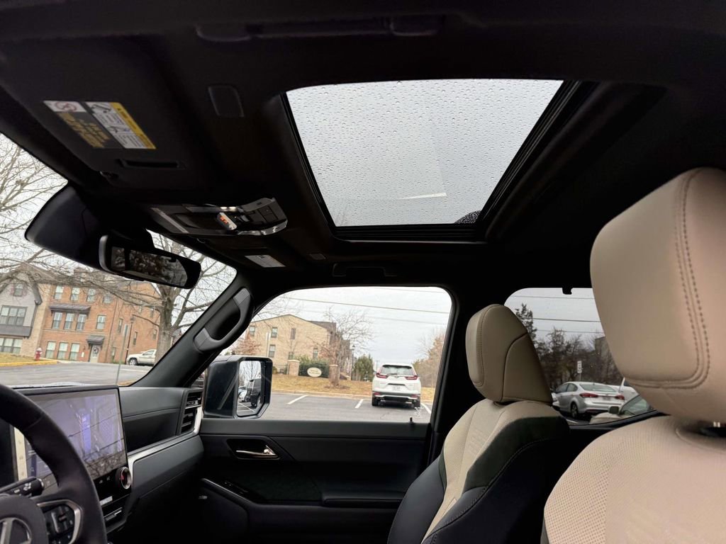 Used 2025 Lexus GX 550 Overtrail+ w/ Mark Levinson an image 13