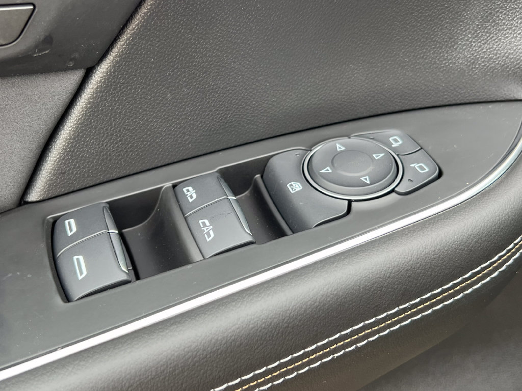 New 2026 Buick Envision Sport Touring AWD/4WD image 17