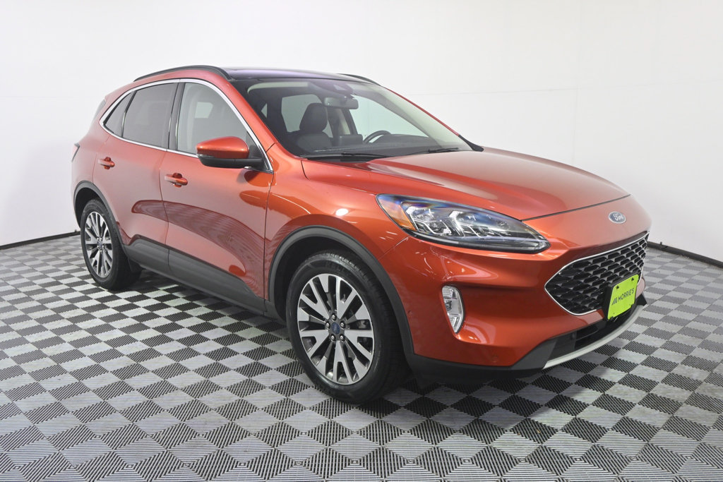 Used 2020 Ford Escape Titanium AWD/4WD image 8
