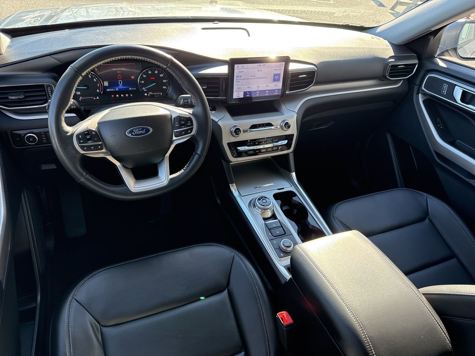 Used 2023 Ford Explorer XLT w/ Equipment Group 202A image 17