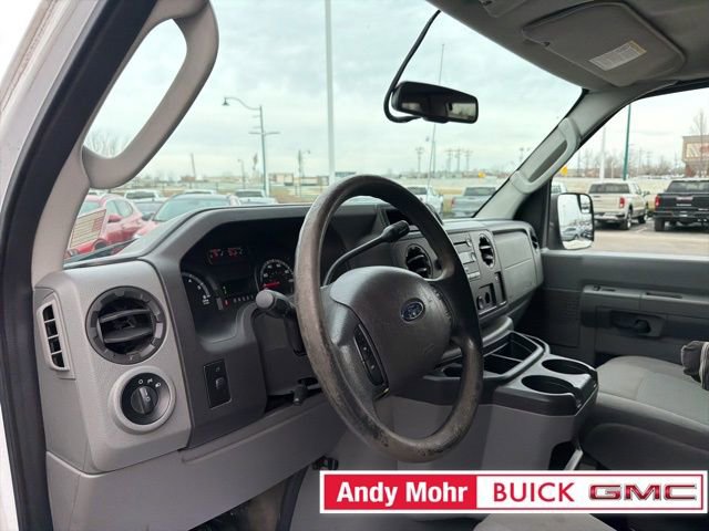 Used 2013 Ford E-350 and Econoline 350 XLT image 24