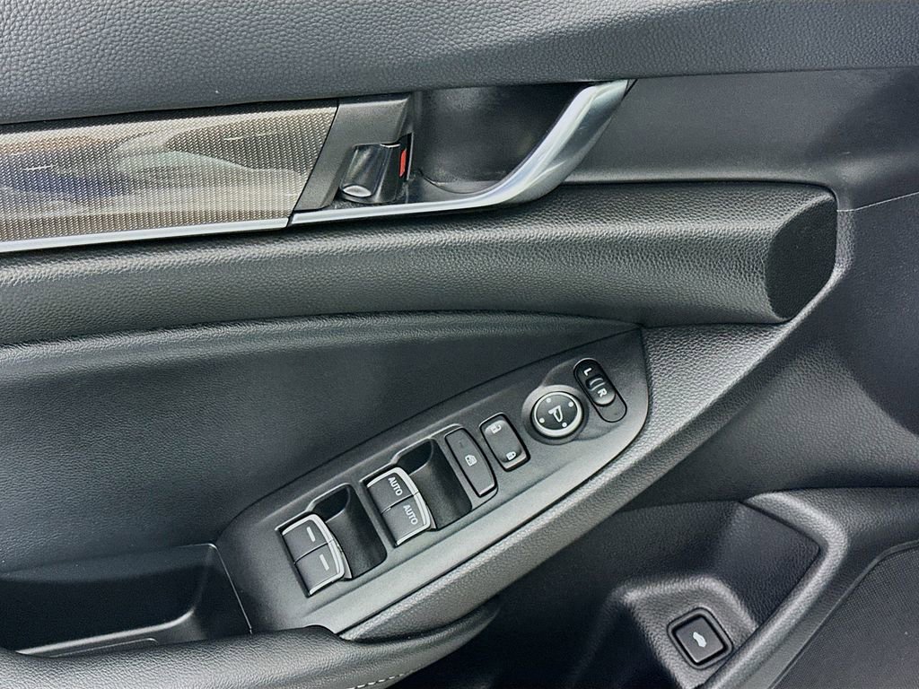 Used 2022 Honda Accord Sport image 23