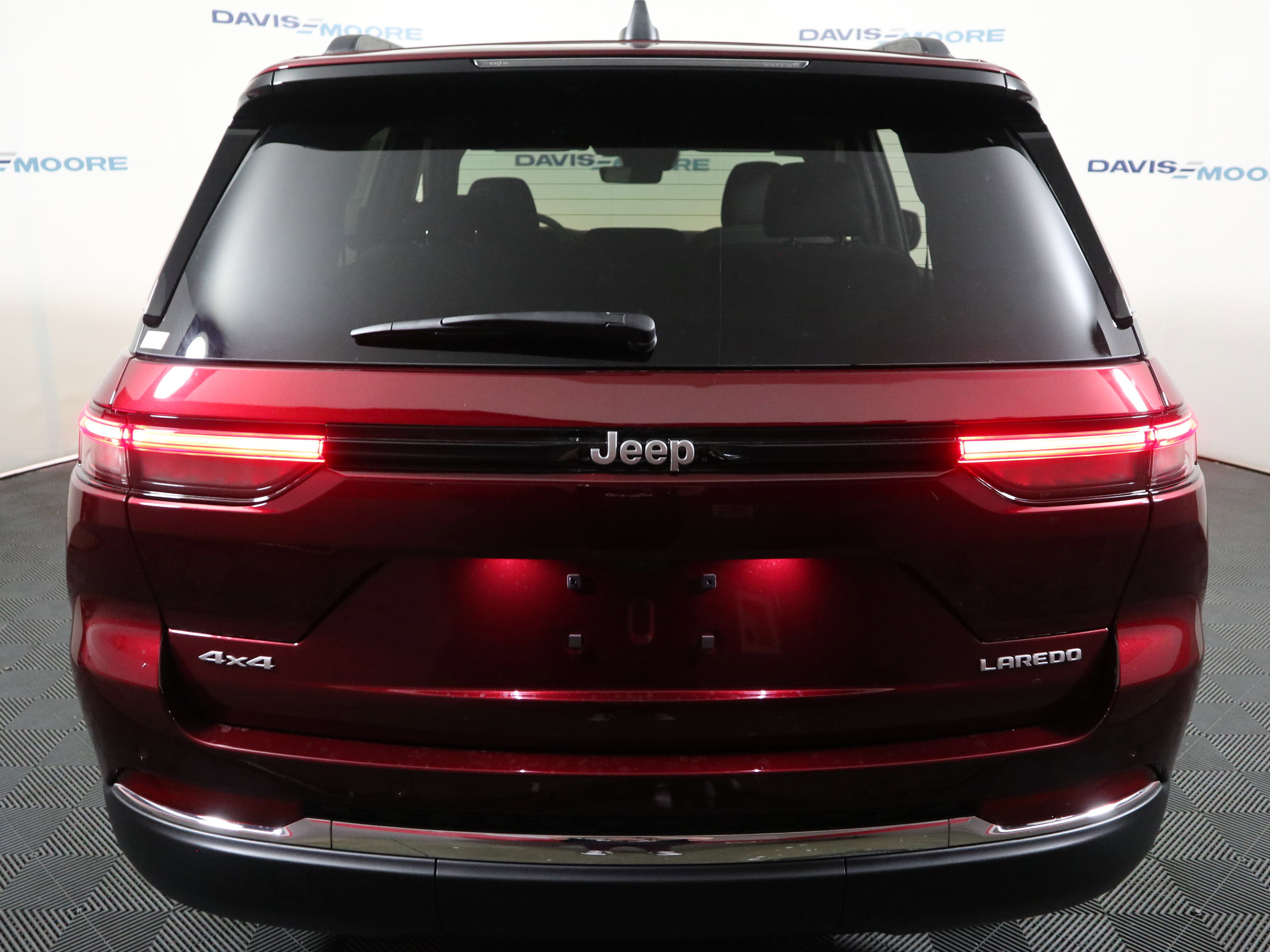 New 2026 Jeep Grand Cherokee 4WD image 7