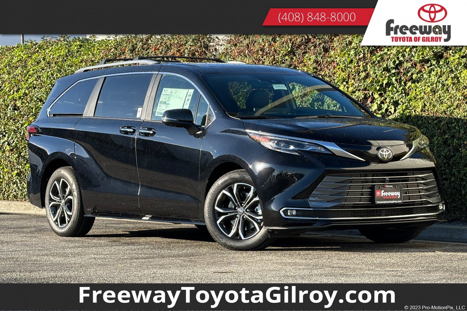 New 2026 Toyota Sienna Platinum
