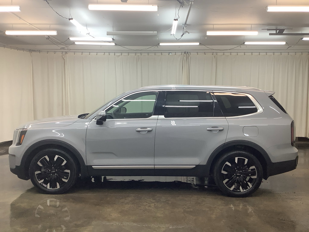 Used 2025 Kia Telluride SX image 10