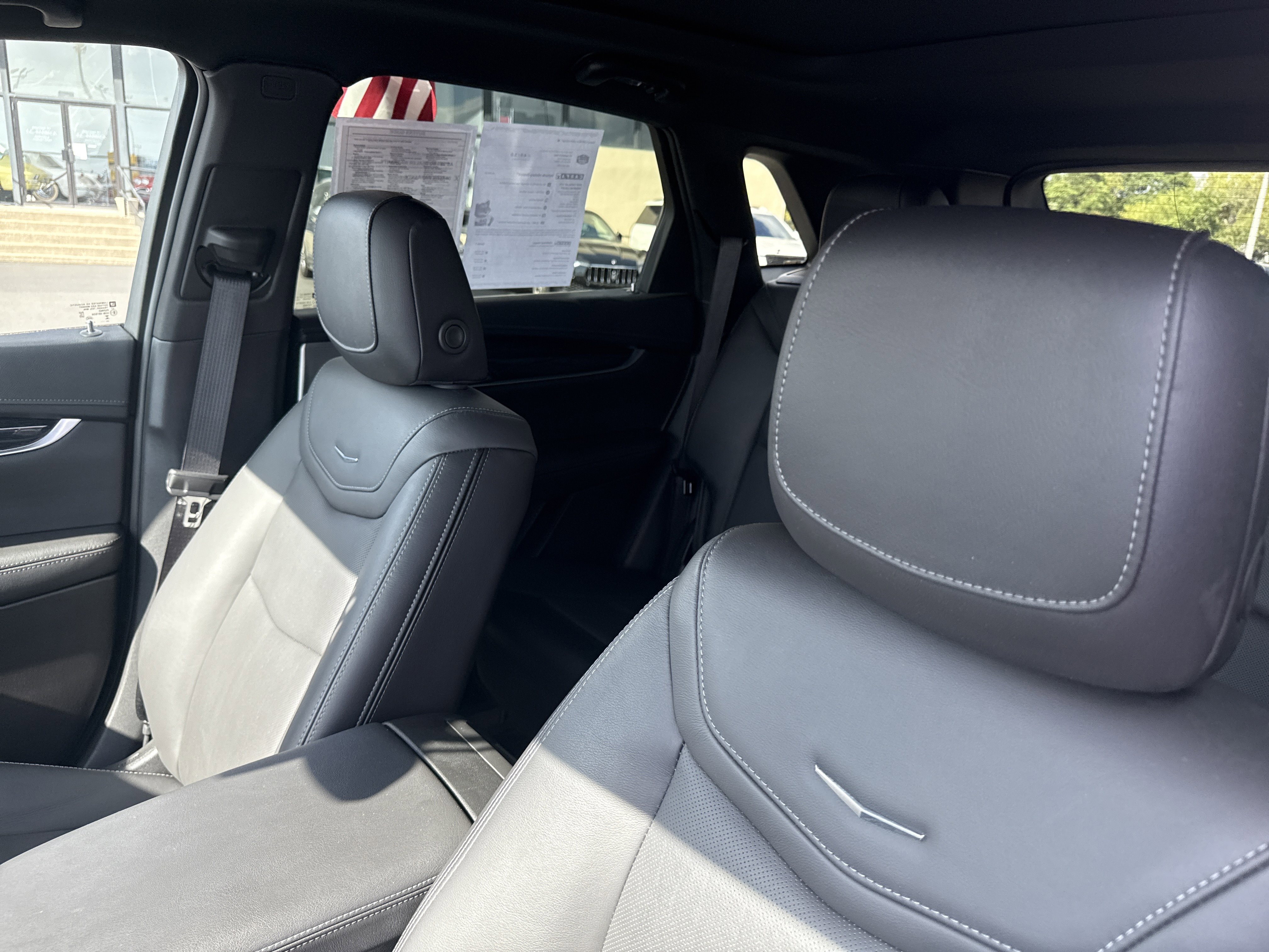 Used 2025 Cadillac XT5 Premium Luxury image 11