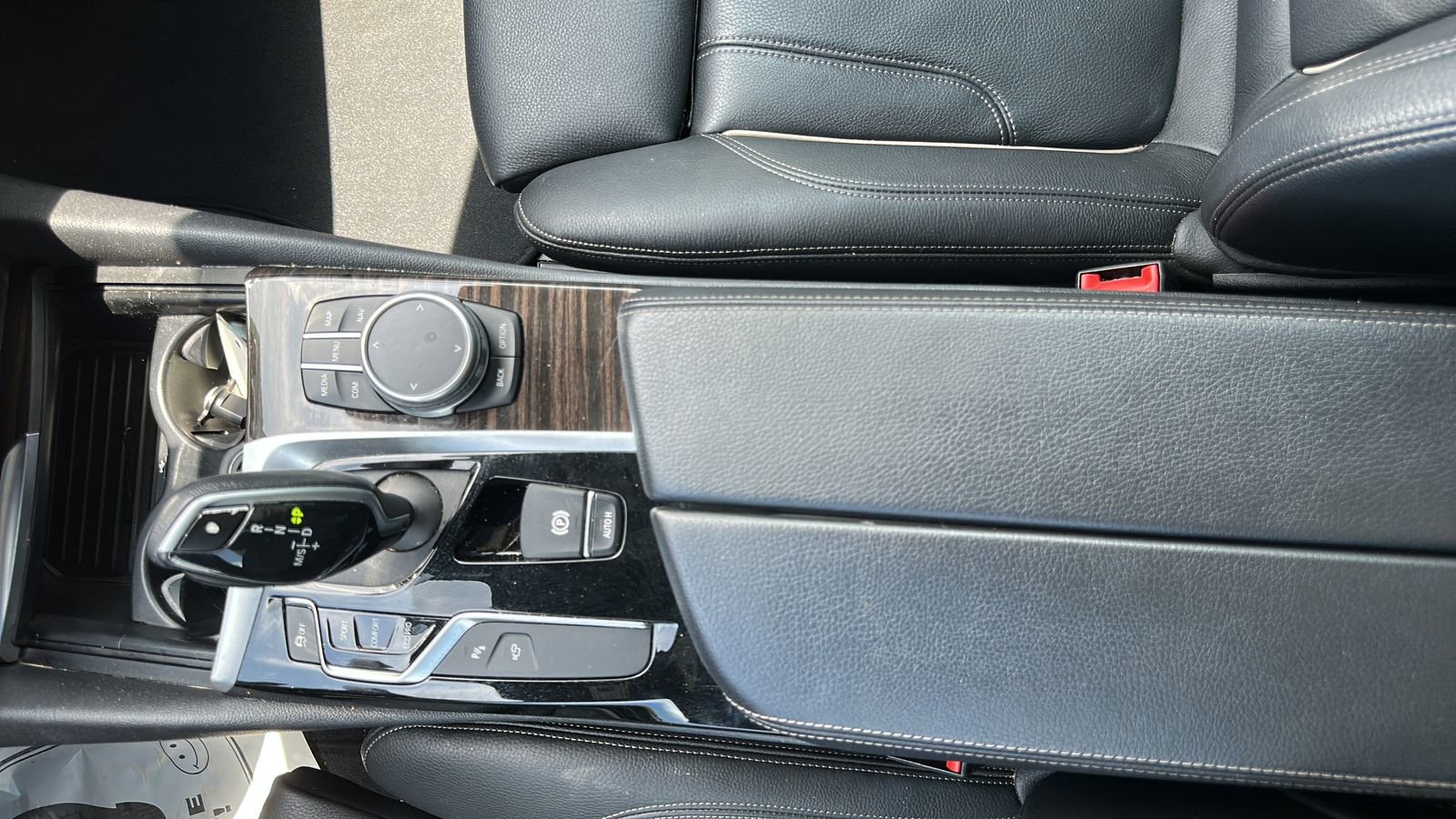 Used 2020 BMW 540i w/ Convenience Package RWD image 13