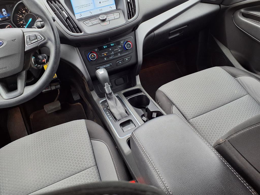 Used 2017 Ford Escape SE w/ Equipment Group 201A image 9
