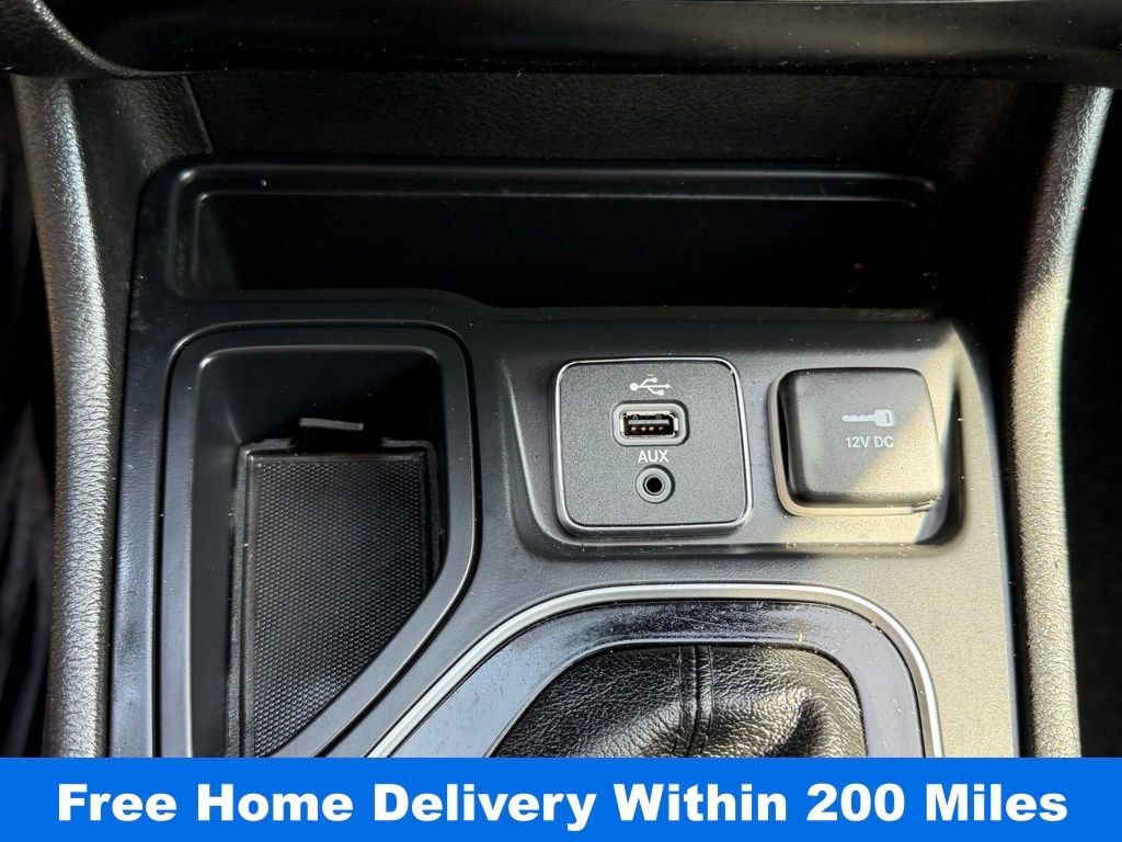 Used 2019 Jeep Cherokee Limited w/ Luxury Group image 25