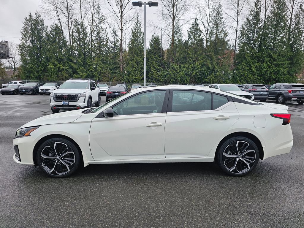 Certified 2023 Nissan Altima 2.5 SR w/ SR Premium Package image 8