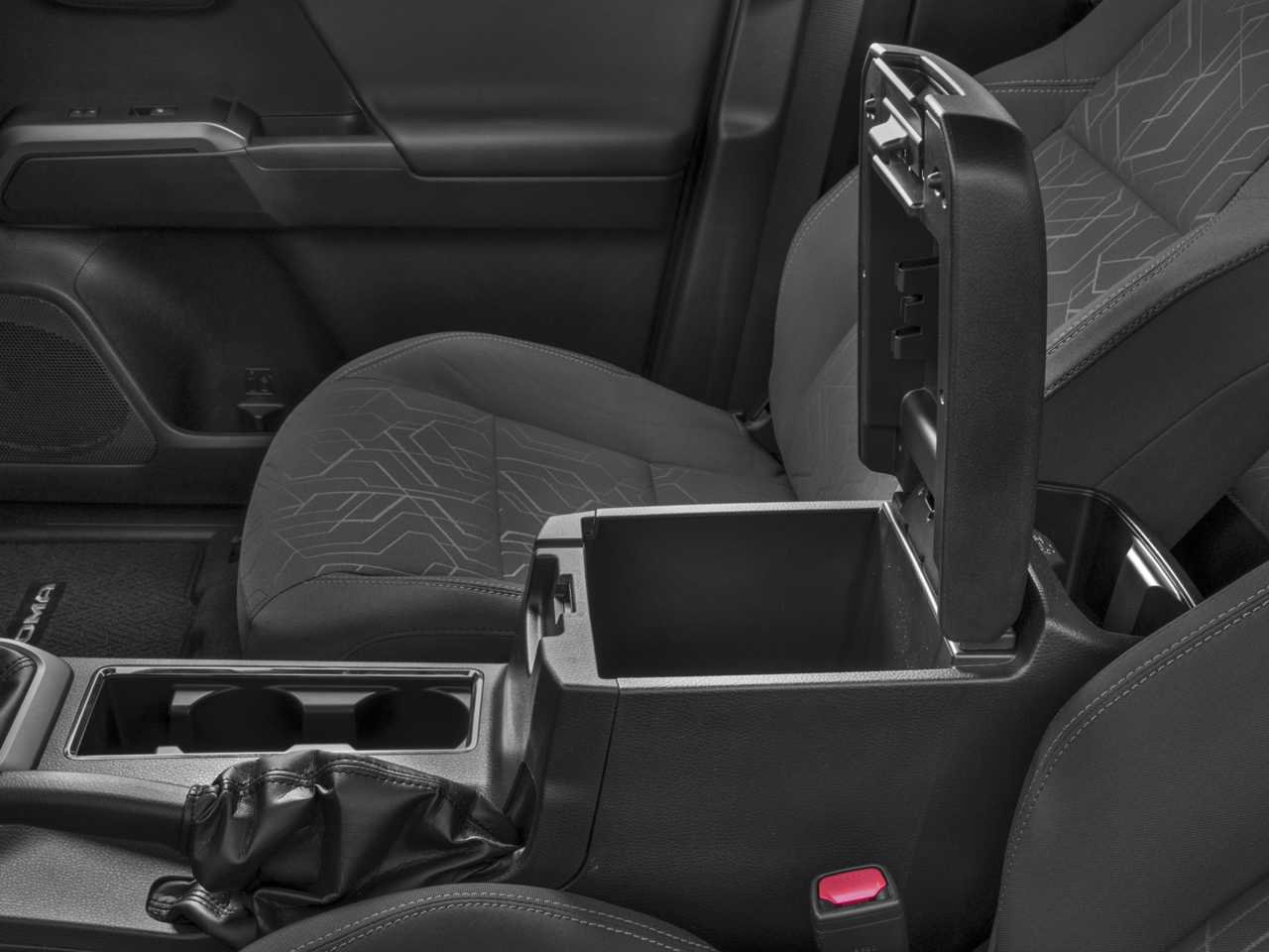 Used 2017 Toyota Tacoma TRD Off-Road w/ Tow Package (A/T) image 10