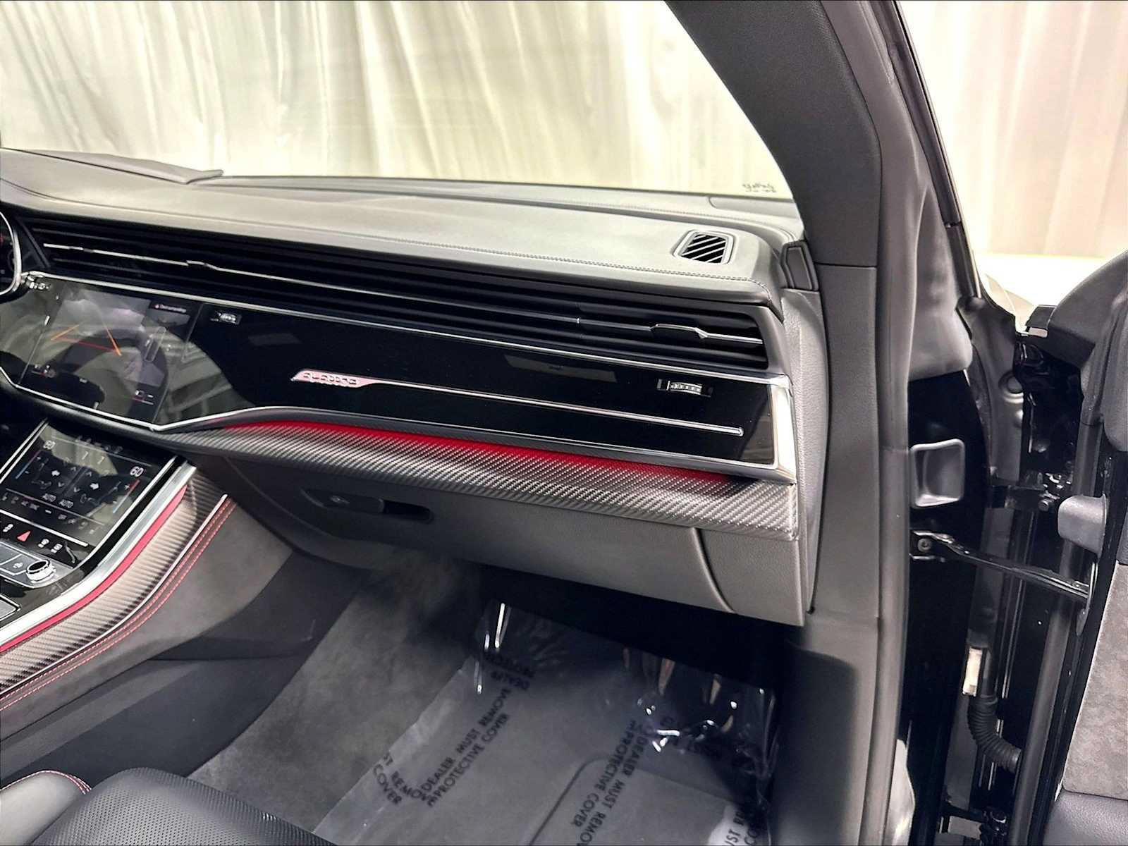 Used 2022 Audi RS Q8 AWD/4WD image 27
