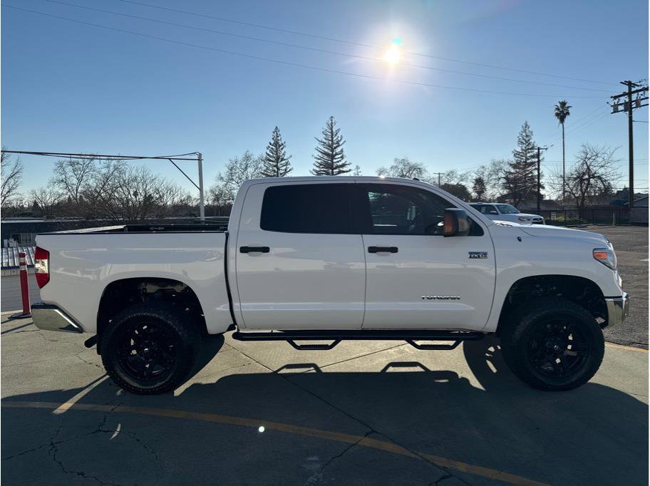 Used 2014 Toyota Tundra SR5 image 5