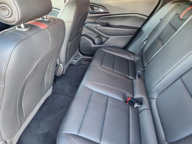 Used 2025 Chevrolet Trax RS w/ Sunroof Package image 31