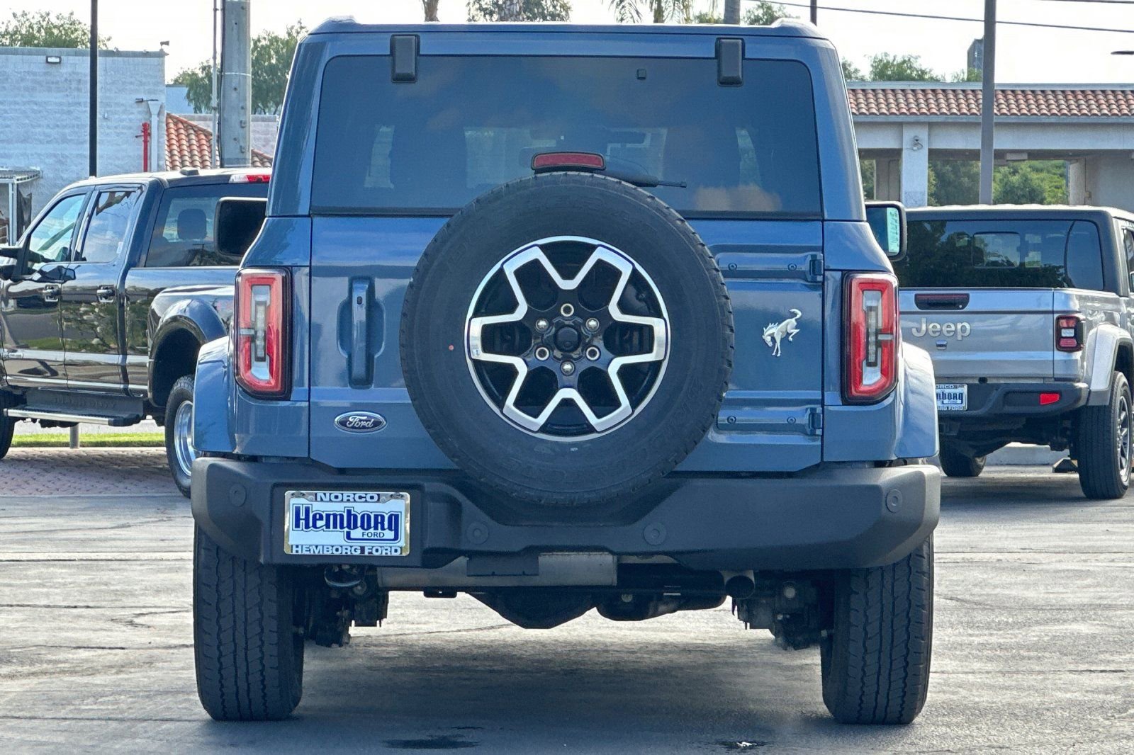 Used 2025 Ford Bronco Outer Banks image 5