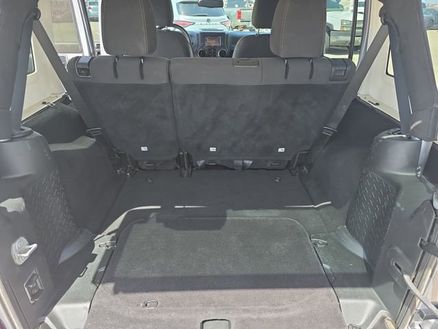 Used 2018 Jeep Wrangler Unlimited Sport image 12