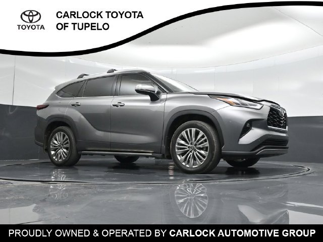 Used 2025 Toyota Highlander Platinum AWD/4WD image 59
