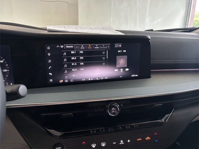 Certified 2025 Nissan Murano SL image 27