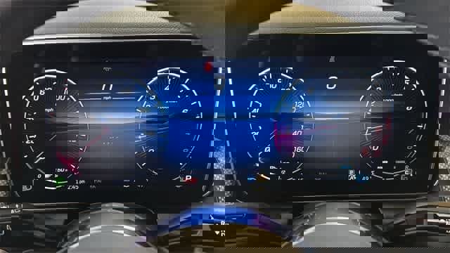 Certified 2025 Mercedes-Benz GLC 300 4MATIC image 17