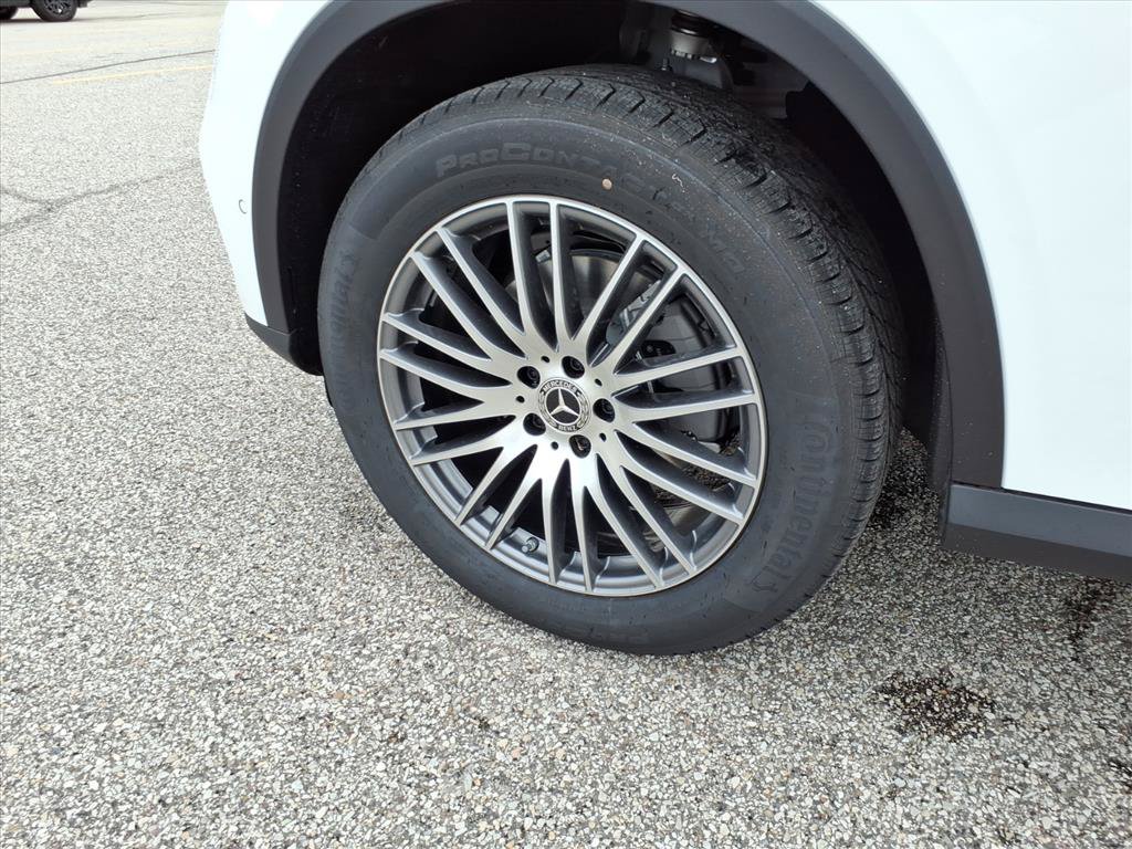 Used 2026 Mercedes-Benz GLC 300 4MATIC image 9
