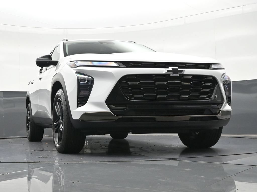 Used 2025 Chevrolet Trax ACTIV FWD image 29