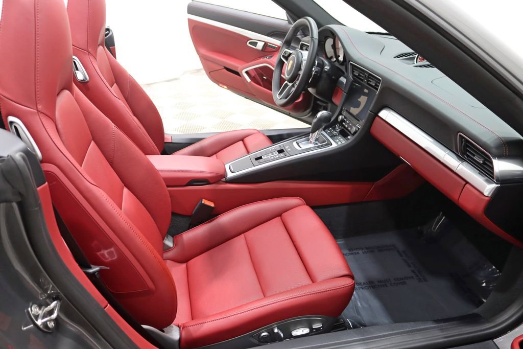 Used 2018 Porsche 911 Carrera S RWD image 33