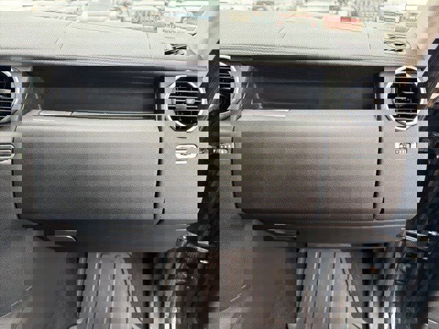 Used 2011 Land Rover LR4 HSE image 36