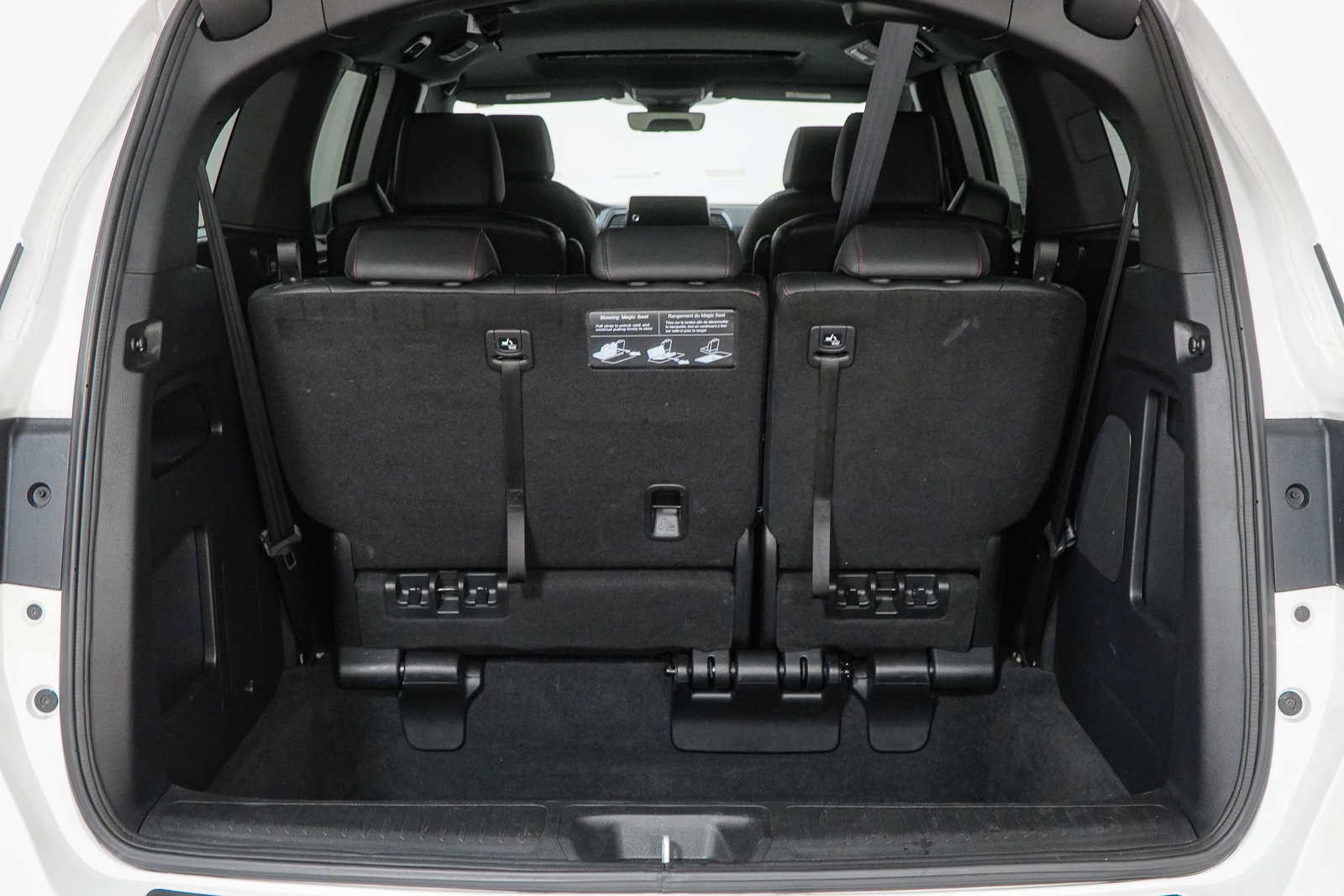 Used 2025 Honda Odyssey Sport-L image 9