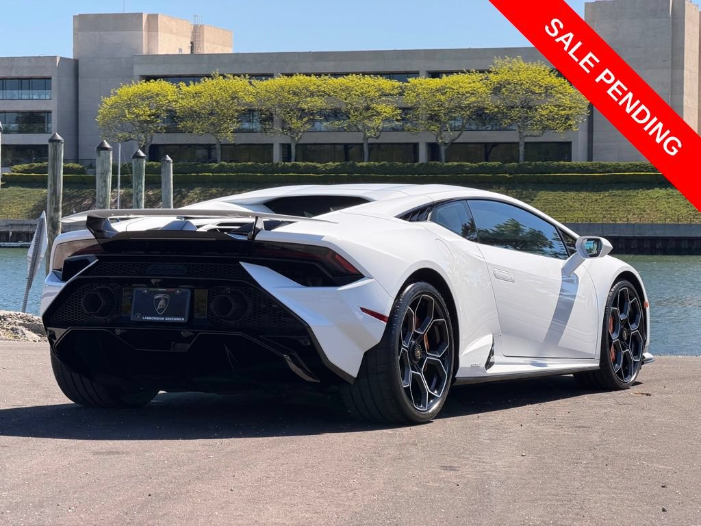 Used 2023 Lamborghini Huracan Tecnica RWD image 5