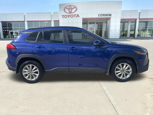 Certified 2023 Toyota Corolla Cross LE w/ Moonroof Package AWD/4WD image 6