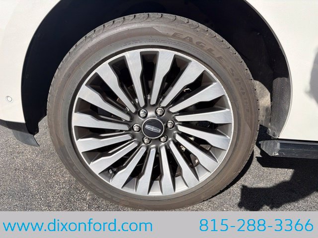 Used 2019 Lincoln Navigator Reserve AWD/4WD image 34