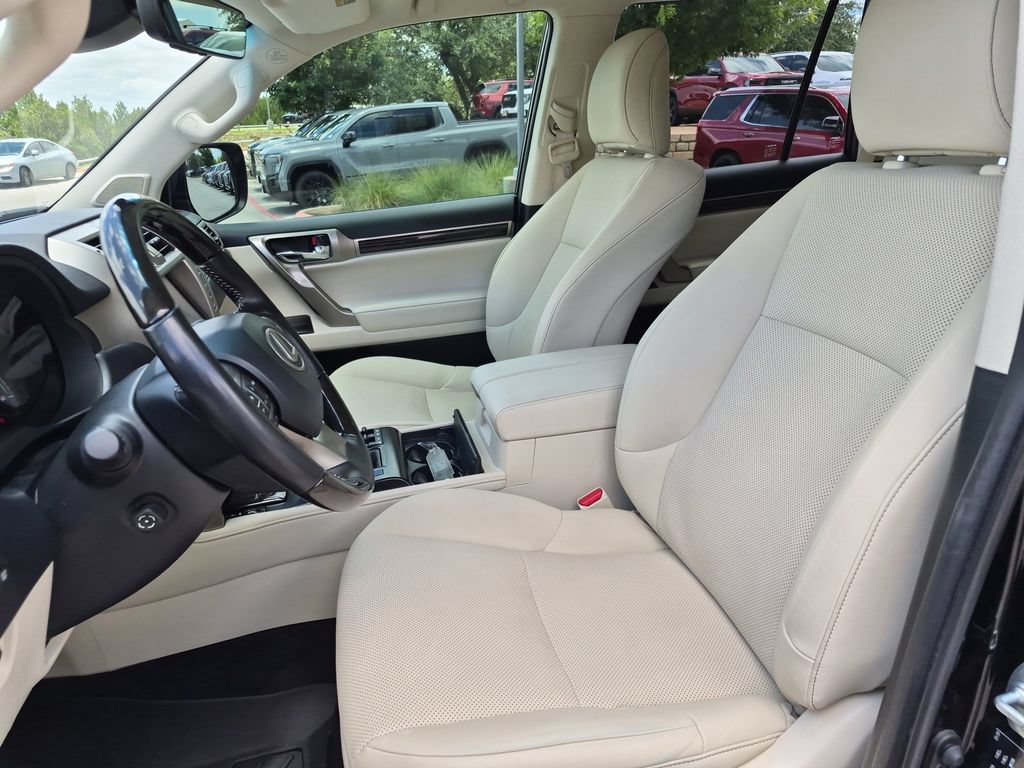 Used 2020 Lexus GX 460 Premium w/ Premium Package AWD/4WD image 21