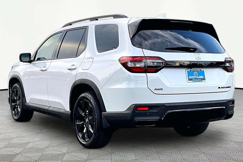 Certified 2026 Honda Pilot Black Edition image 4