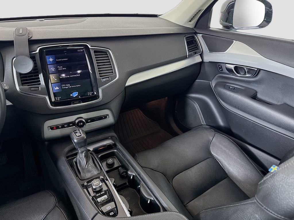 Used 2016 Volvo XC90 T5 Momentum image 23