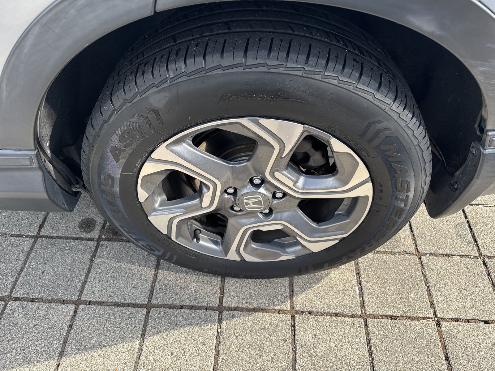 Used 2018 Honda CR-V EX image 10