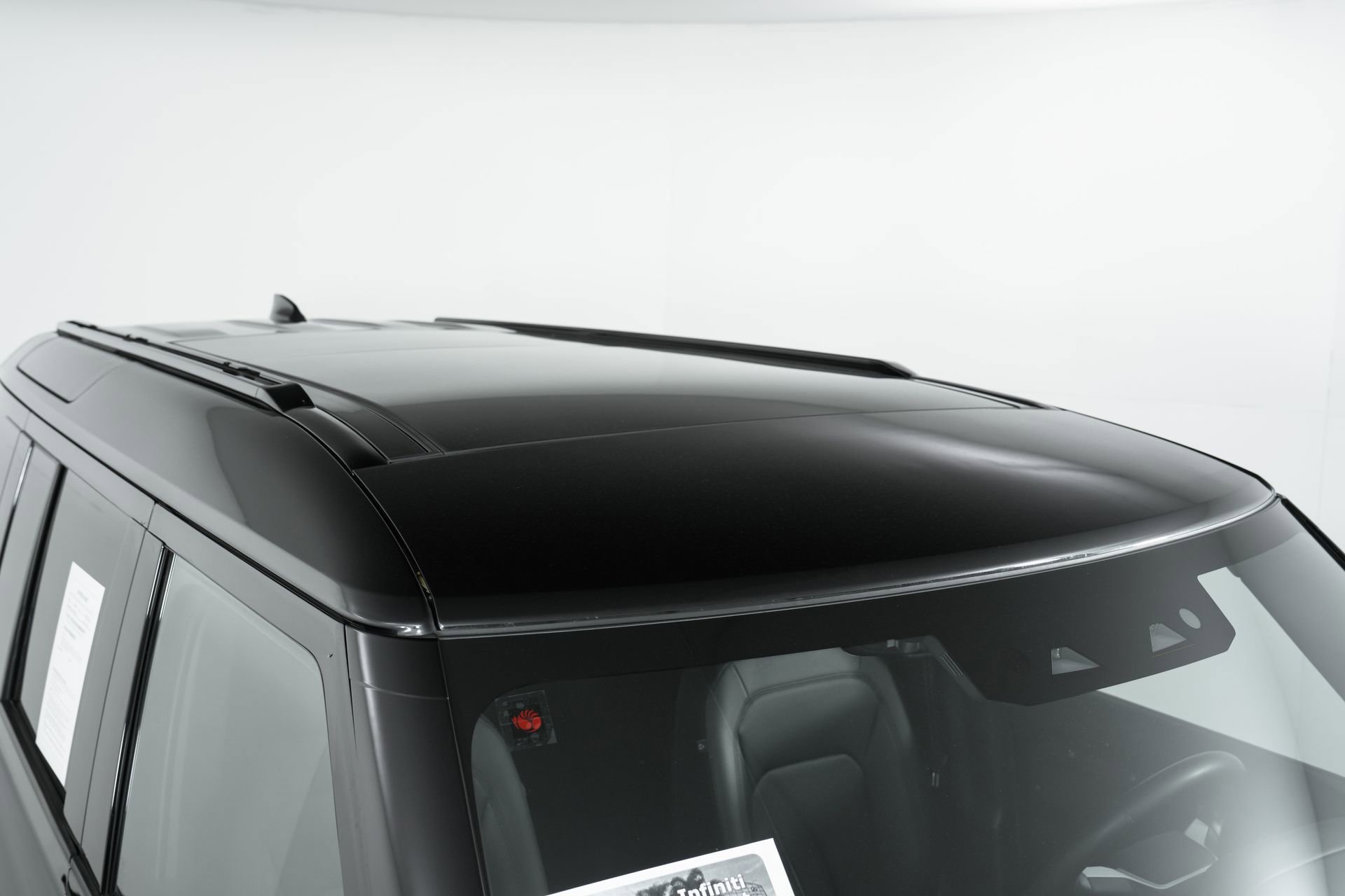 Used 2025 Land Rover Defender 110 S image 55