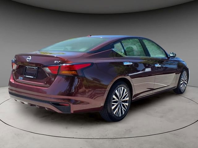 Certified 2024 Nissan Altima 2.5 SV FWD image 9