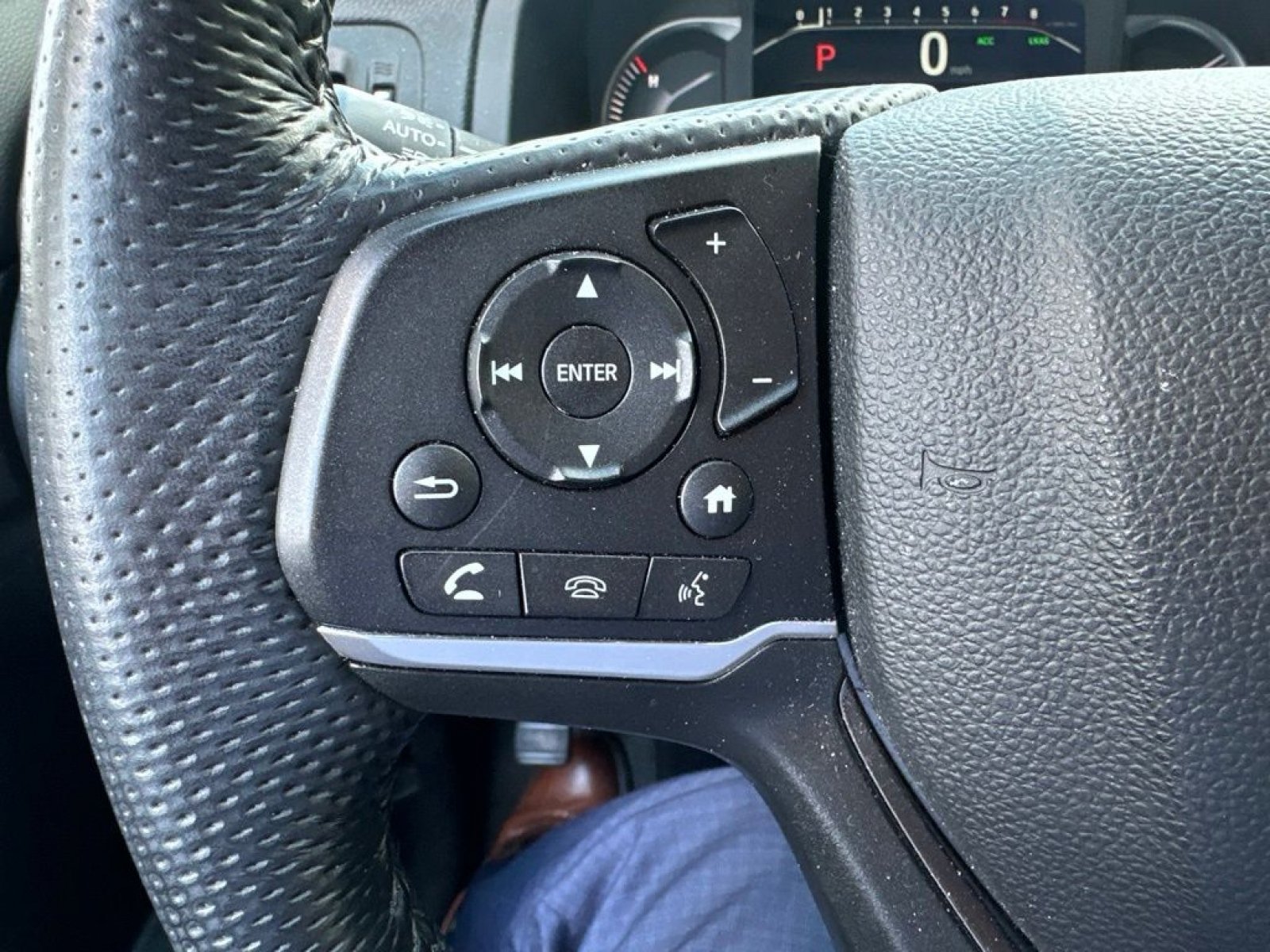 Used 2023 Honda Passport EX-L image 24