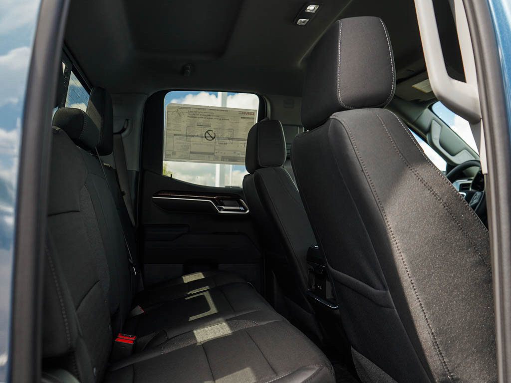 New 2026 GMC Sierra 1500 Elevation image 10