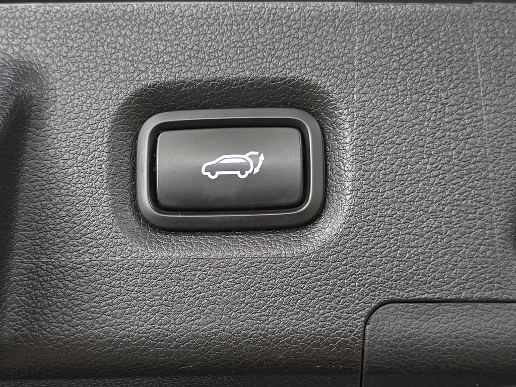 Used 2022 Hyundai Santa Fe Limited FWD image 31