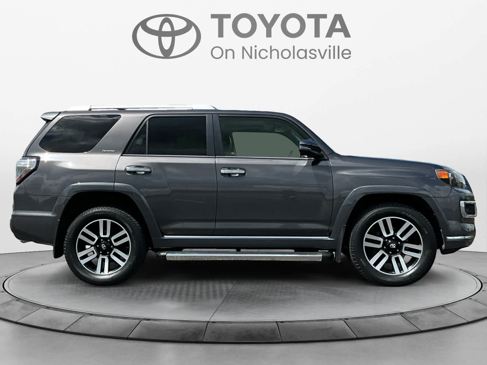 Used 2018 Toyota 4Runner Limited AWD/4WD image 6