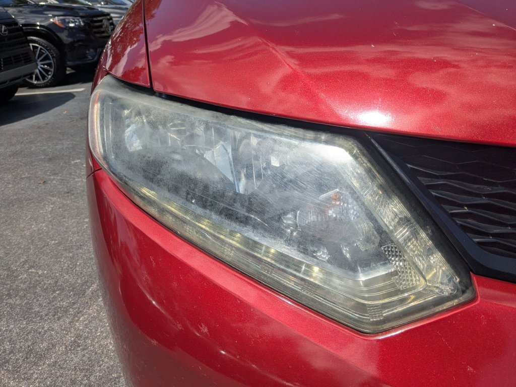 Used 2015 Nissan Rogue SV FWD image 21