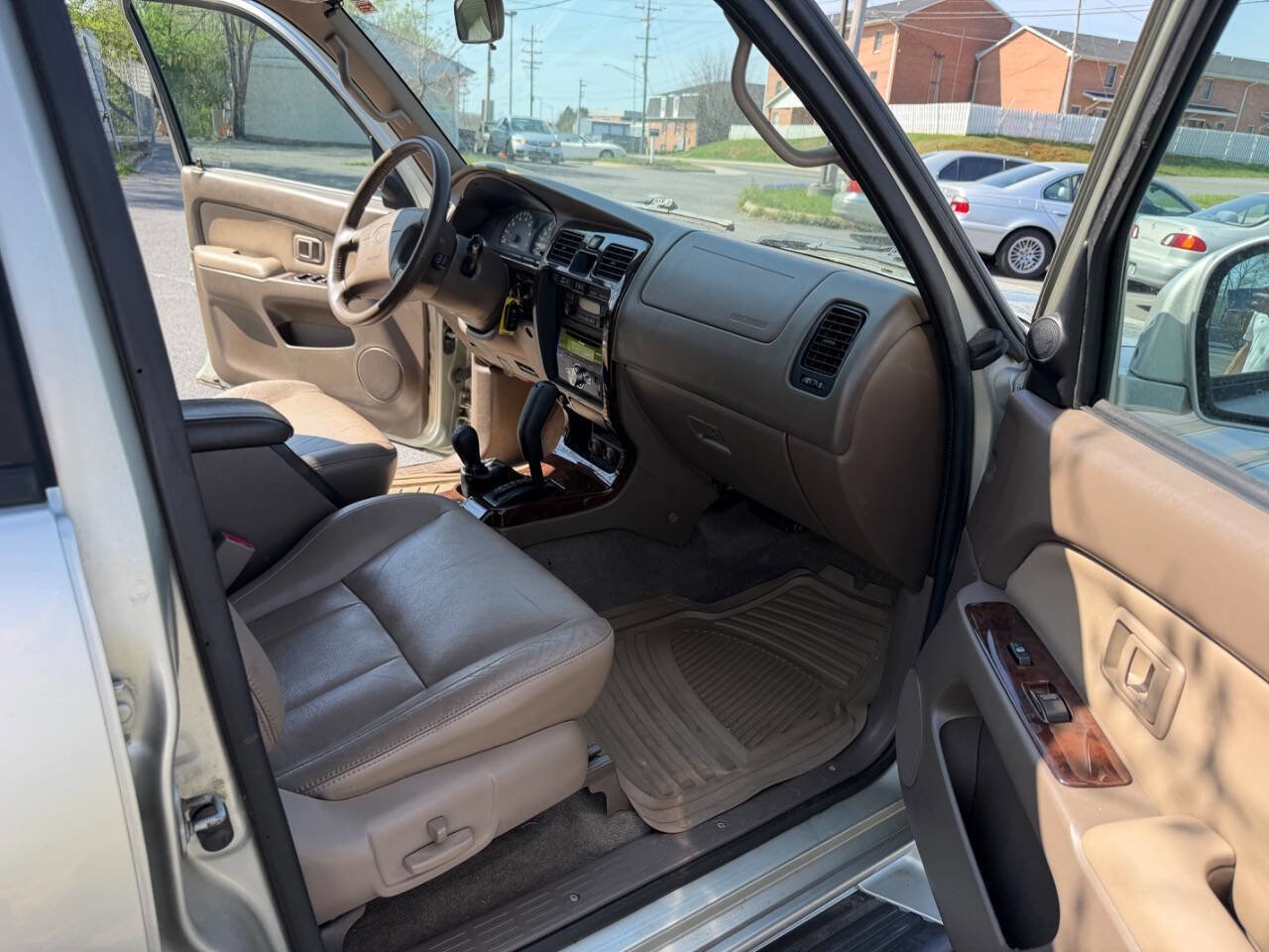 Used 2001 Toyota 4Runner Limited image 9