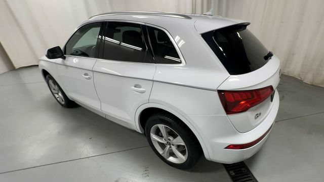 Used 2020 Audi Q5 2.0T Premium Plus w/ Premium Plus Package AWD/4WD image 6