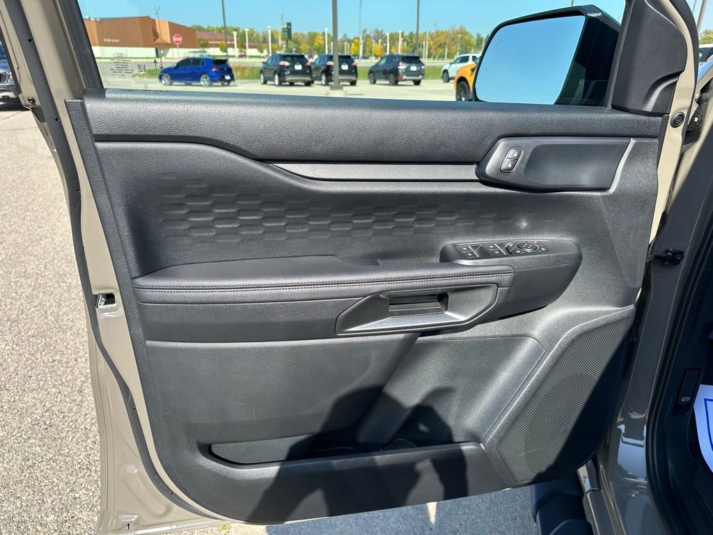 New 2025 Ford Ranger XLT image 10