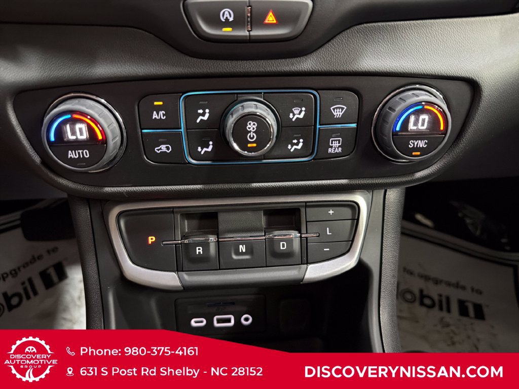 Used 2024 GMC Terrain SLT AWD/4WD image 21