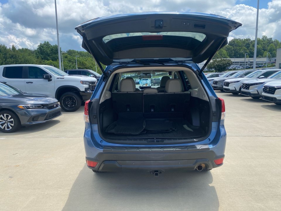 Used 2020 Subaru Forester Limited w/ Popular Package #3 AWD/4WD image 18