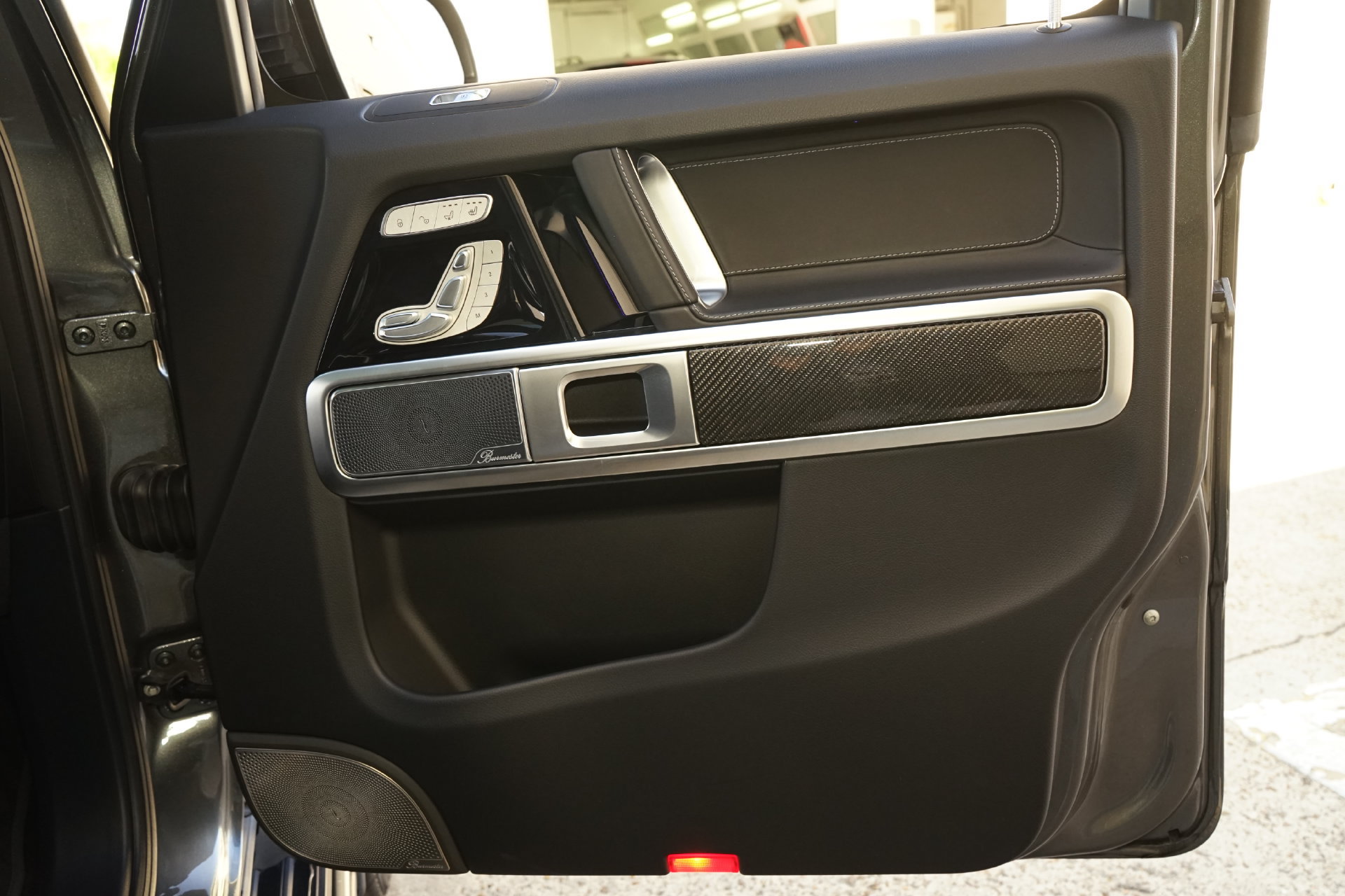 Used 2022 Mercedes-Benz G 63 AMG 4MATIC w/ Seat Comfort Package image 25