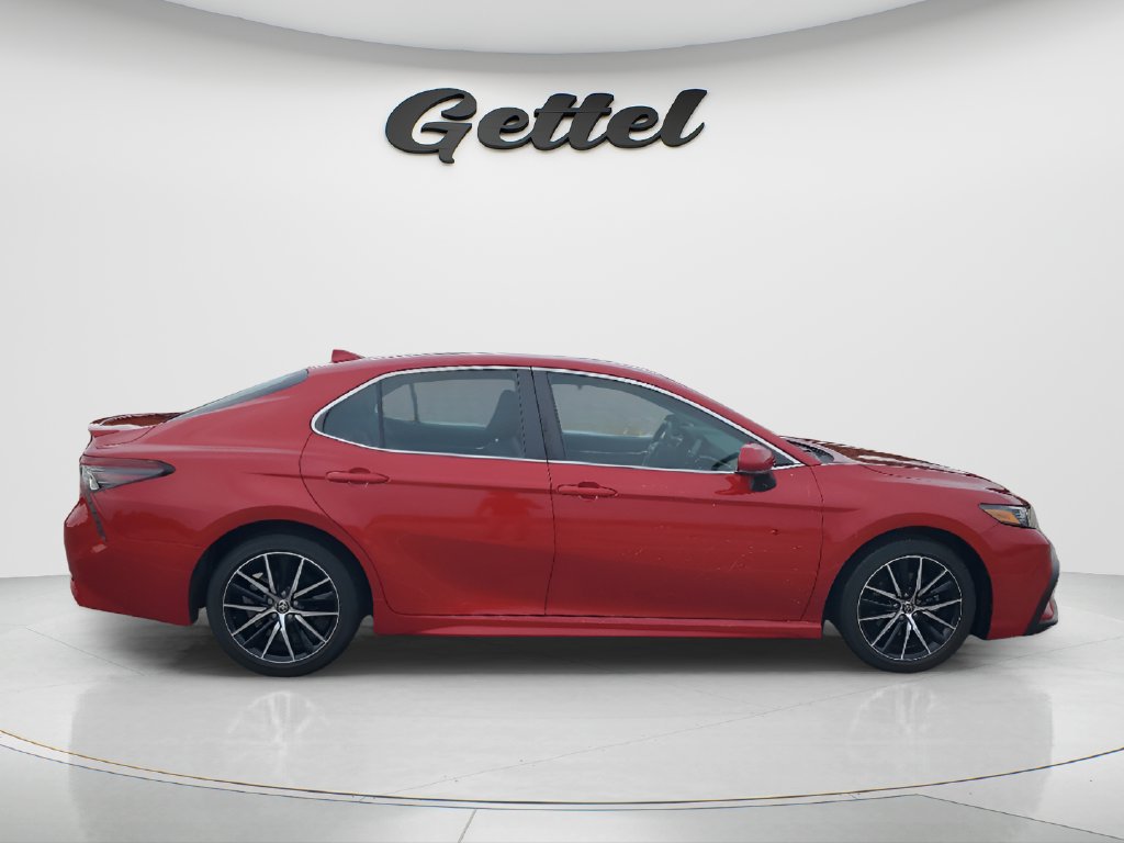 Certified 2021 Toyota Camry SE FWD image 4